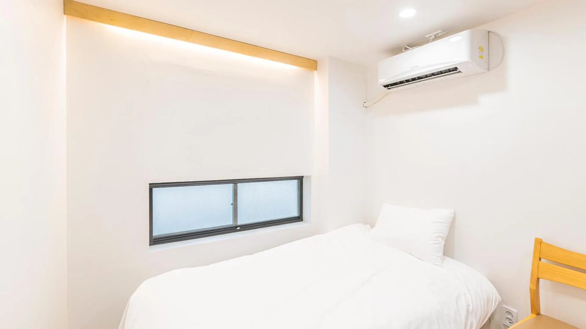 Guest house Urban Bridge Stay U Busan